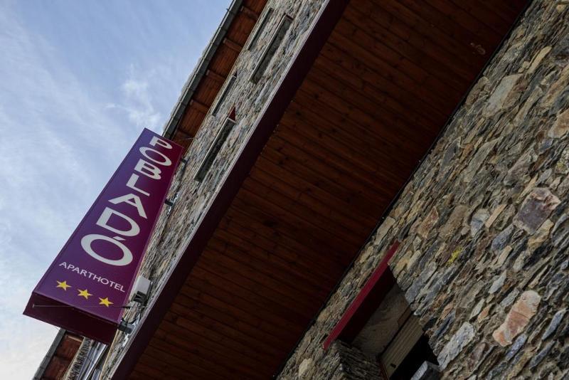 Aparthotel Poblado Arinsal Buitenkant foto