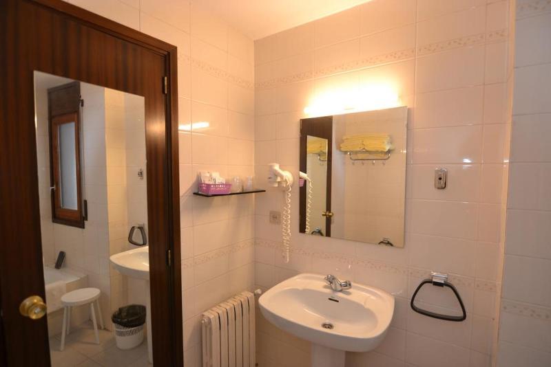 Aparthotel Poblado Arinsal Buitenkant foto