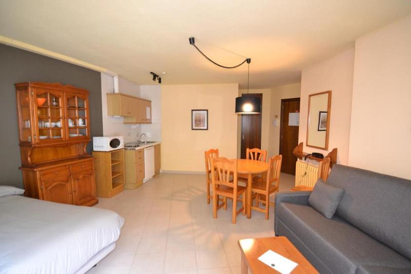 Aparthotel Poblado Arinsal Buitenkant foto